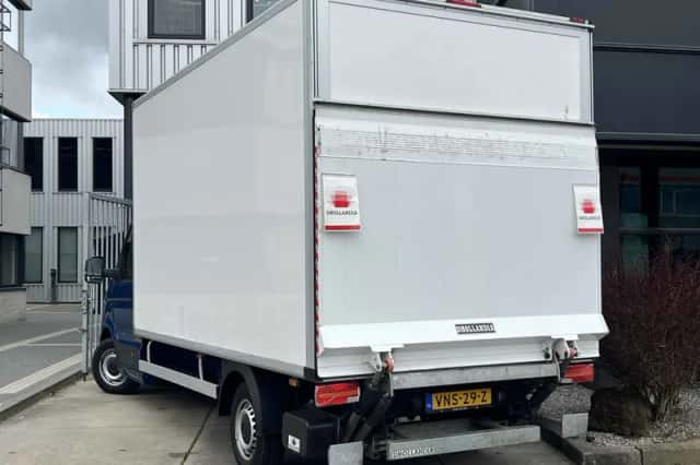 Volkswagen Crafter (2022) thumbnail 4