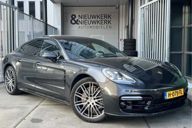 Porsche Panamera (2020) thumbnail 3