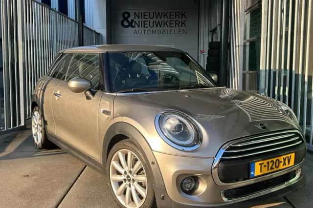 MINI One (2020) thumbnail 3