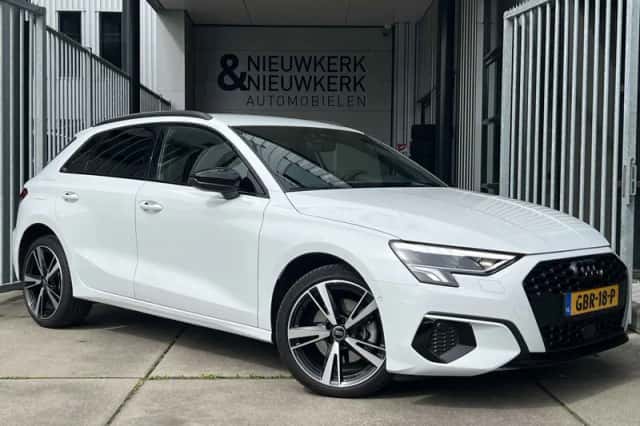Audi A3 (2024) thumbnail 3