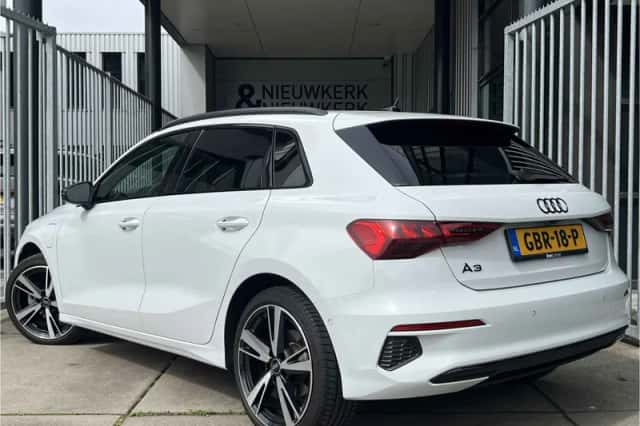 Audi A3 (2024) thumbnail 4