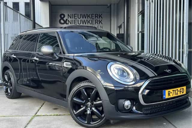 MINI Clubman (2019) thumbnail 3