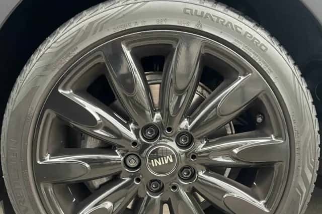MINI Cooper (2022) thumbnail 6