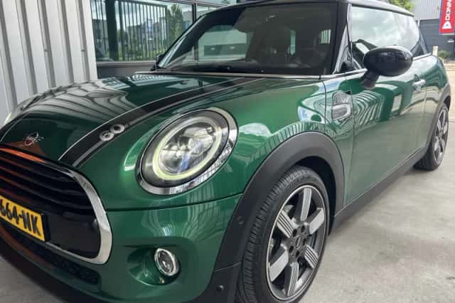 MINI Cooper (2019) thumbnail 5
