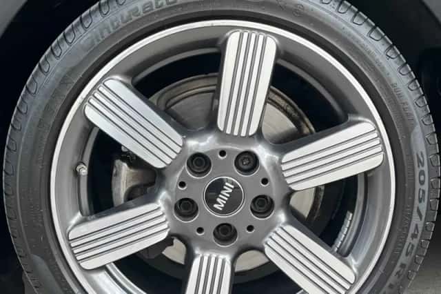 MINI Cooper (2019) thumbnail 6