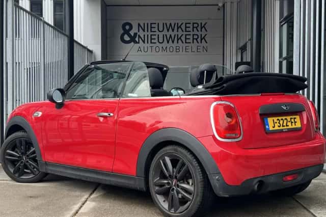 MINI Cooper (2017) thumbnail 5