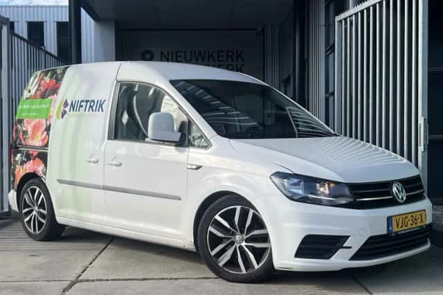 Volkswagen Caddy (2018) thumbnail 3