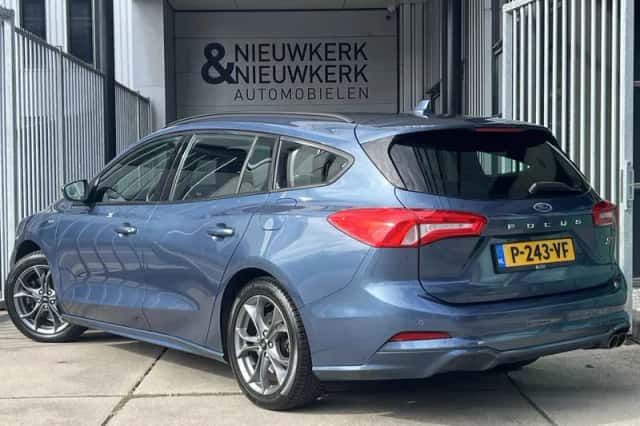 Ford Focus (2020) thumbnail 4