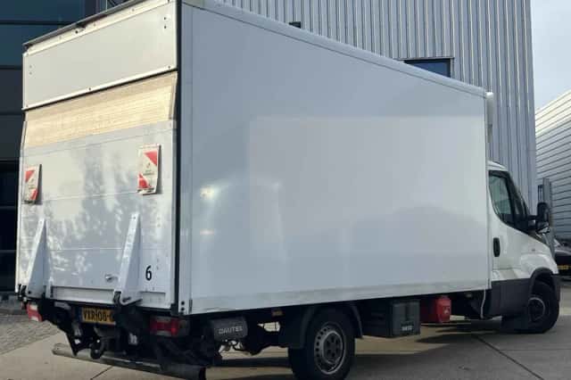 Iveco Daily (2021) thumbnail 2