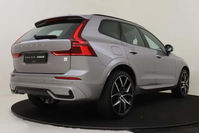 Volvo XC60 (2025) thumbnail 2