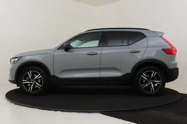 Volvo XC40 (2024) thumbnail 6