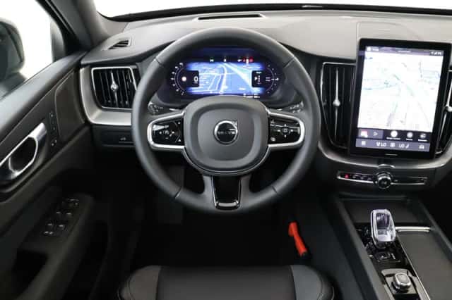 Volvo XC60 (2026) thumbnail 1