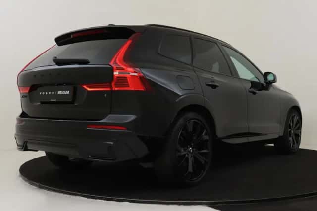 Volvo XC60 (2025) thumbnail 2