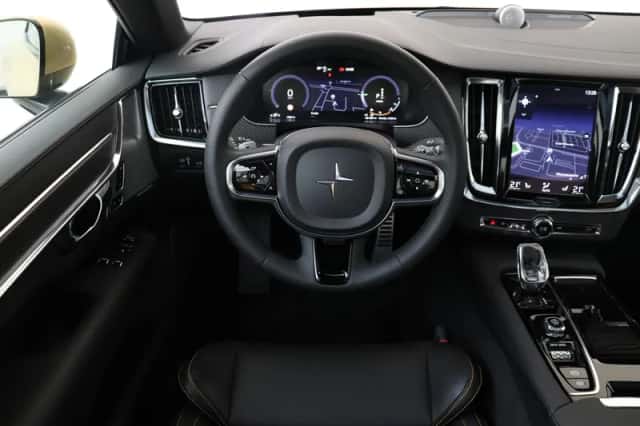 Polestar 1 (2022) thumbnail 1