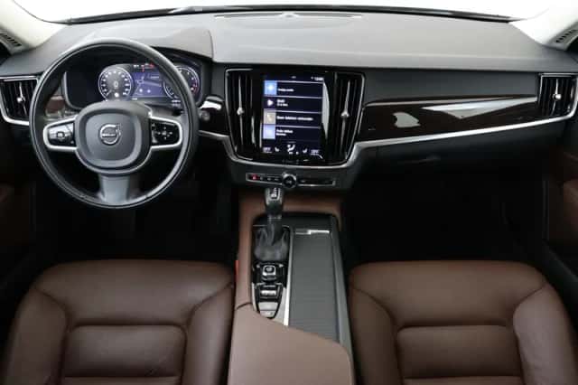 Volvo V90 (2019) thumbnail 3