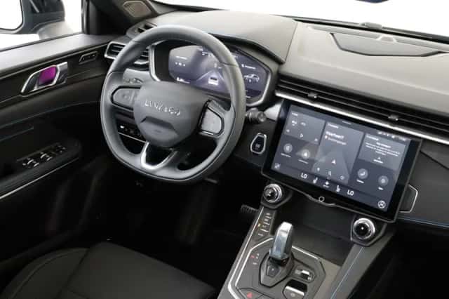 Lynk & Co 01 (2023) thumbnail 5