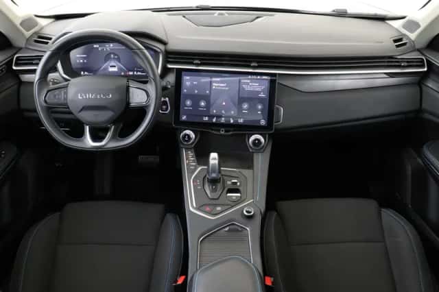 Lynk & Co 01 (2022) thumbnail 3