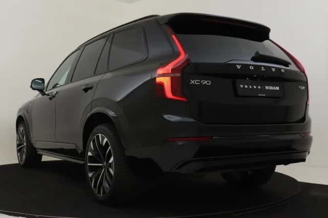 Volvo XC90 (2025) thumbnail 4