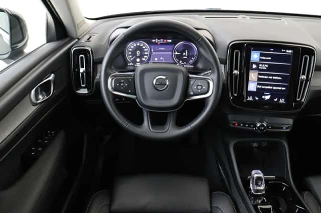 Volvo XC40 (2022) thumbnail 1