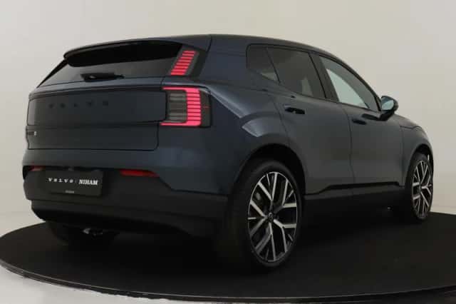 Volvo EX30 (2026) thumbnail 2