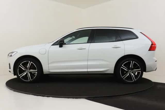 Volvo XC60 (2021) thumbnail 6