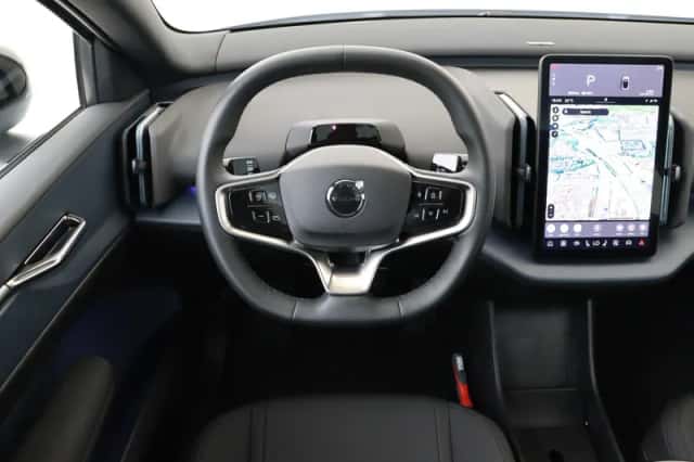 Volvo EX30 (2026) thumbnail 1