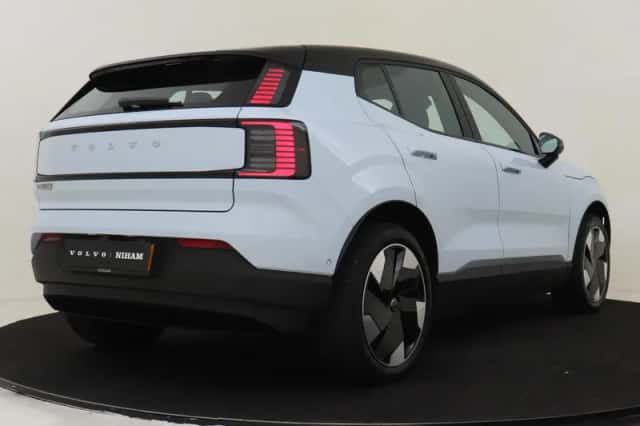 Volvo EX30 (2026) thumbnail 2