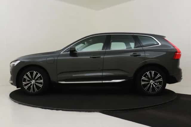 Volvo XC60 (2022) thumbnail 6