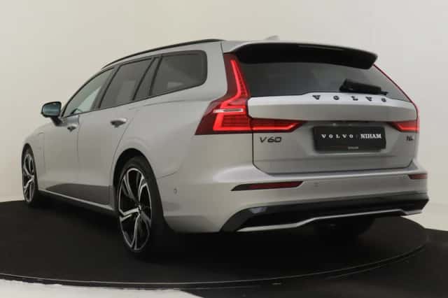 Volvo V60 (2025) thumbnail 4