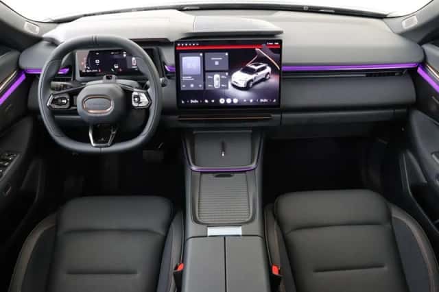 Lynk & Co 08 (2026) thumbnail 4