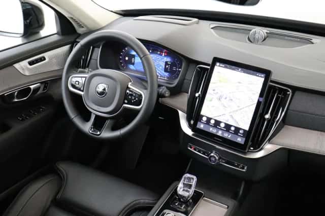Volvo XC90 (2026) thumbnail 5