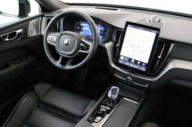 Volvo XC60 (2025) thumbnail 5
