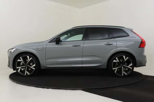 Volvo XC60 (2025) thumbnail 6
