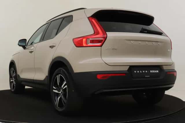Volvo XC40 (2026) thumbnail 4