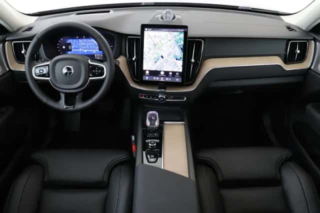 Volvo XC60 (2026) thumbnail 3