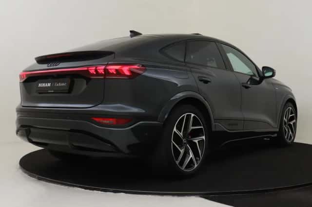 Audi Q6 e-tron Sportback (2025) thumbnail 2
