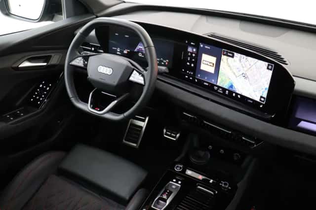 Audi Q6 e-tron Sportback (2025) thumbnail 5