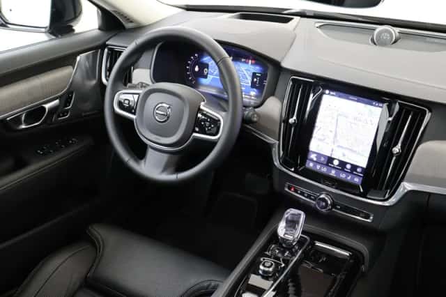 Volvo V90 (2025) thumbnail 5