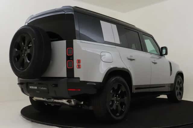 Land Rover Defender (2026) thumbnail 3