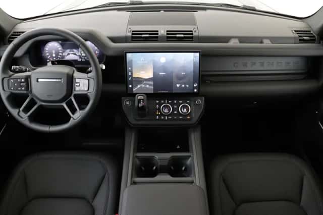 Land Rover Defender (2026) thumbnail 4