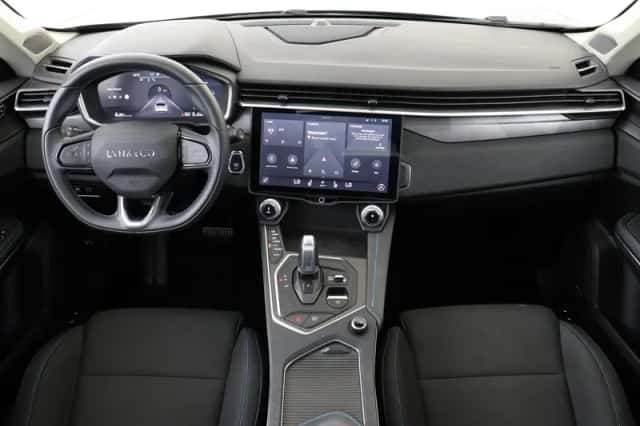 Lynk & Co 01 (2023) thumbnail 3