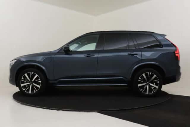 Volvo XC90 (2025) thumbnail 6