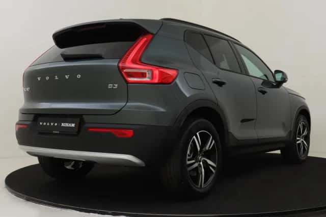 Volvo XC40 (2026) thumbnail 2