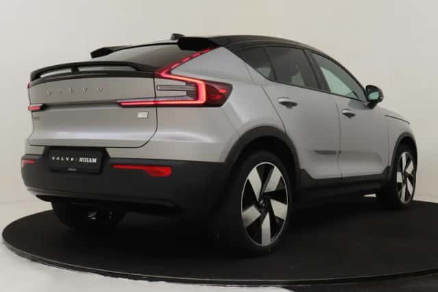 Volvo C40 (2022) thumbnail 2