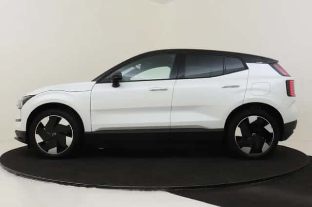 Volvo EX30 (2025) thumbnail 6
