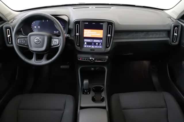 Volvo EX40 (2026) thumbnail 4