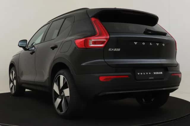 Volvo EX40 (2026) thumbnail 5