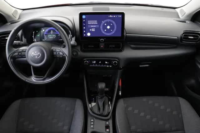 Toyota Yaris (2026) thumbnail 3