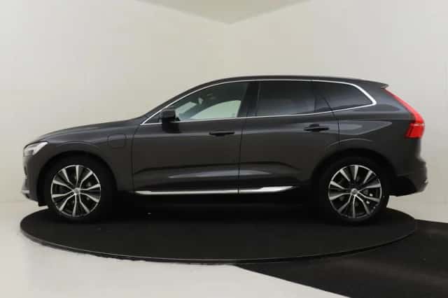 Volvo XC60 (2021) thumbnail 6