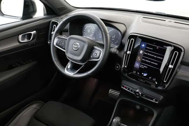 Volvo XC40 (2022) thumbnail 5